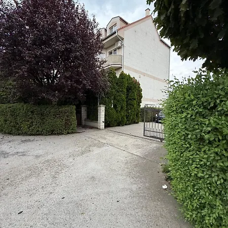 アパート Golden Sunset *